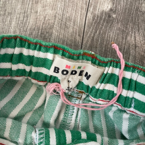 Mini Biden stripe floral shorts - Picture 2 of 3